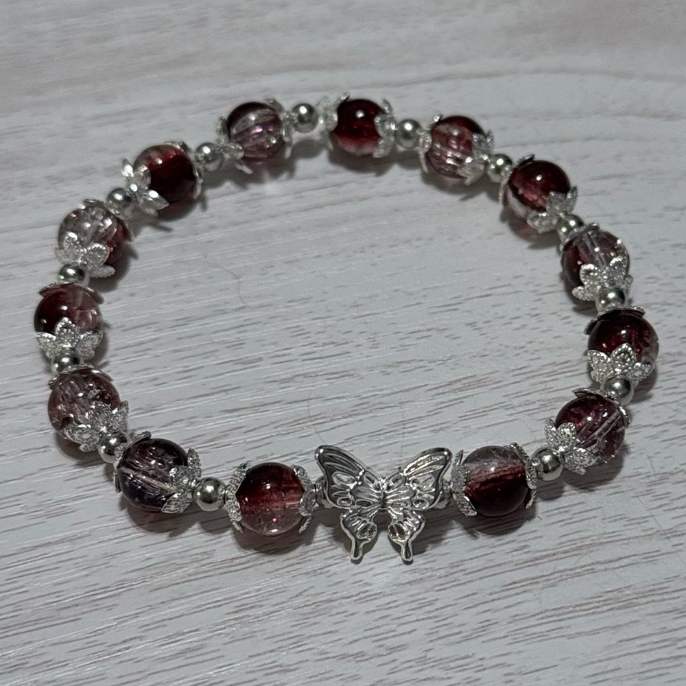 🥀 Handmade Red/Silver Cracked Glass Bead Butterfly Bracelet